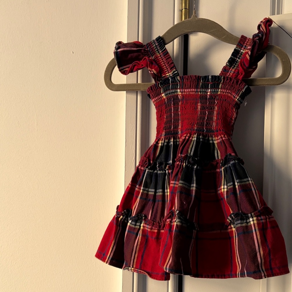 Tiny Ellie Red Tartan Smocked Dress 12-18 months (hill house home)
